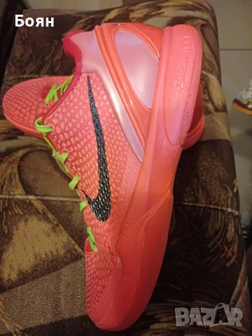 Nike спортни обувки, Kobe Reverse Grinch, снимка 2 - Маратонки - 51395644