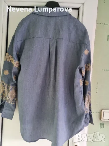 Синя дамска блуза със златна бродерия , снимка 2 - Блузи с дълъг ръкав и пуловери - 49924354