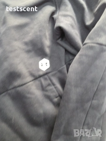 Under Armour мъжки суичър с цип и качулка – XL – Черен с червени детайли black red, снимка 4 - Суичъри - 52969789