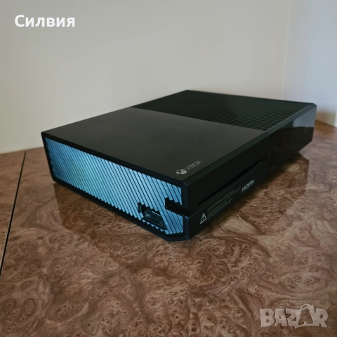 XBOX ONE 1TB + Kinect камера, 2 джойстика, 2 игри PS4 PS5 PlayStation, снимка 8 - Xbox конзоли - 52389402