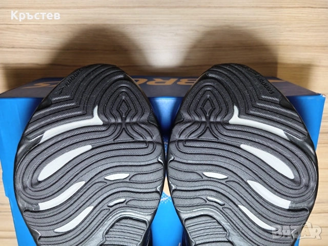 Мъжки маратонтки Brooks Glycerin 22 Wide в рамер 45  (29.5см / 2E) , снимка 3 - Спортни обувки - 52908938