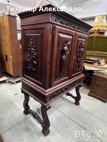 Уникален бар - шкаф от дъбов масив, снимка 5 - Шкафове - 54118202