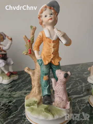 8бр малки порцеланови фигури/деца-музиканти-ученик/статуетки 12-17см, снимка 4 - Статуетки - 50289701