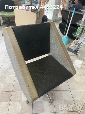 Фризьорски столове- професионални и поставка за крака , снимка 3 - Фризьорски столове - 51707212