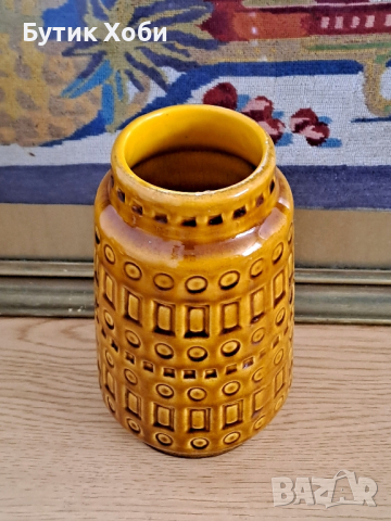 Колекционерска керамична ваза Scheurich, снимка 3 - Антикварни и старинни предмети - 44817758