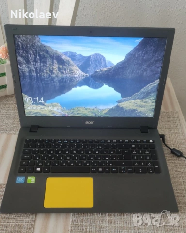 Отличен Acer E5-573 Pentium 3825u 4gb 320gb 2,5ч батерия, снимка 2 - Лаптопи за дома - 54217700