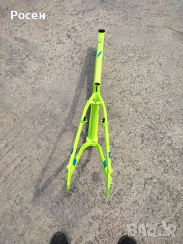 Алуминиева рамка Rockrider, снимка 2 - Части за велосипеди - 37650992