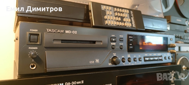 MD-02B | Professional MiniDisc Recorder - TASCAM