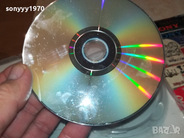 ПРИКАЗНА КОЛЕДА ДВД 2010252218, снимка 18 - DVD филми - 52123955