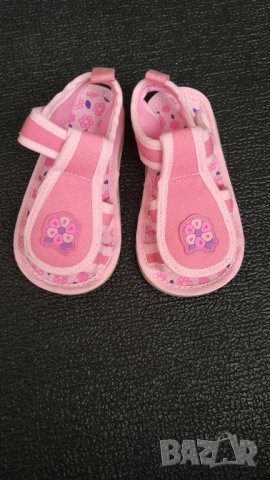 Бебешки сандали, снимка 1 - Бебешки обувки - 31879392