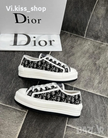 Нови обувки Dior, снимка 2 - Маратонки - 49606330