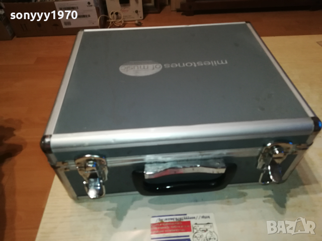 КУФАР-АЛУМИНИЕВ ЗА ТЕХНИКИ БИЖУТА ИНСТРУМЕНТИ LNWC2403240807, снимка 2 - Антикварни и старинни предмети - 44919394