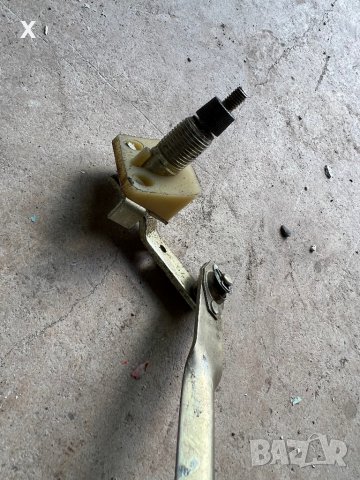 ЛАДА НИВА 2121 Рамена вътрешни механизъм чистачки комплект НОВ ОРИГИНАЛЕН, снимка 5 - Части - 39922705