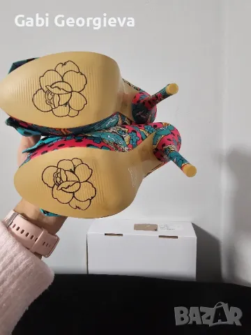 Дамски нови летни обувки на ток 36 номер, снимка 4 - Дамски обувки на ток - 47985550