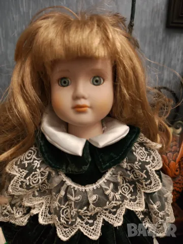 Колекционерска Френска порцеланова кукла 80 те години, снимка 3 - Колекции - 47972427