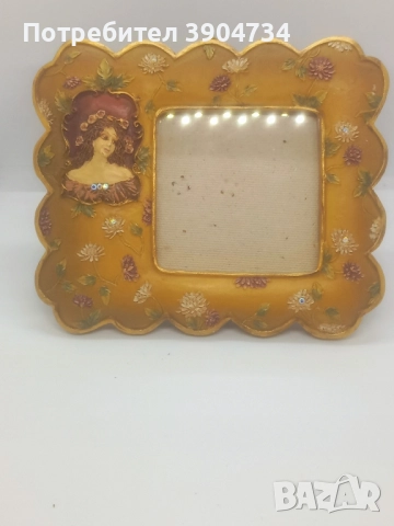 Винтидж рамка за снимки