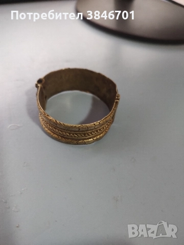 възрожденска гривна сачан , снимка 2 - Антикварни и старинни предмети - 52687577