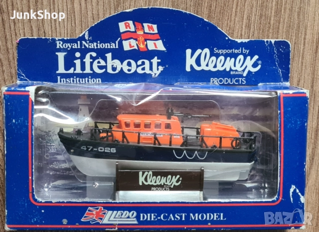 Стари ретро оригинални английски колички Corgi Lledo , снимка 11 - Колекции - 52711947