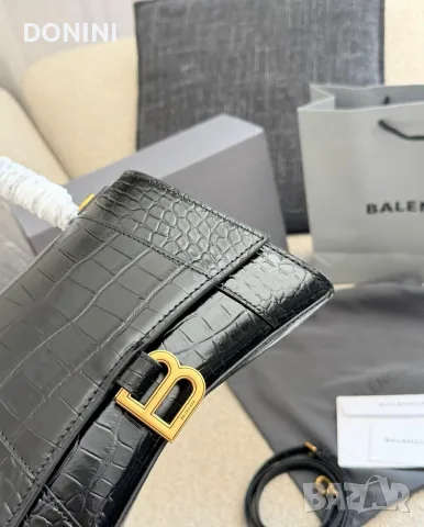 Balenciaga Дамска чанта, кожа, снимка 6 - Чанти - 56030895