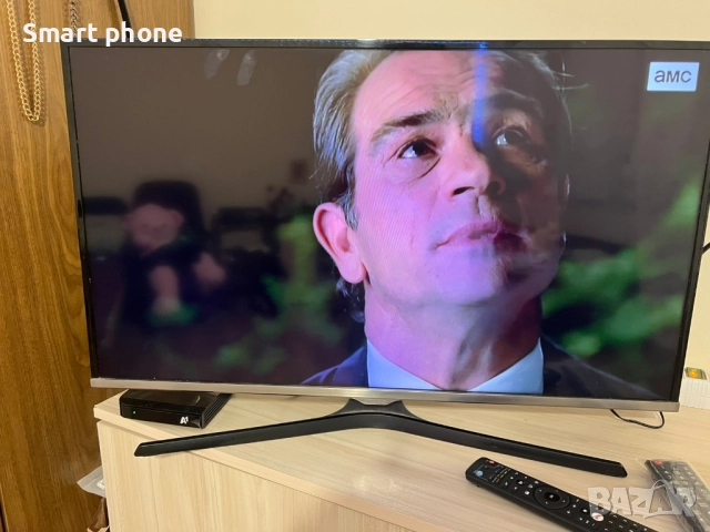 Телевизор Samsung 32", снимка 2 - Телевизори - 51810560