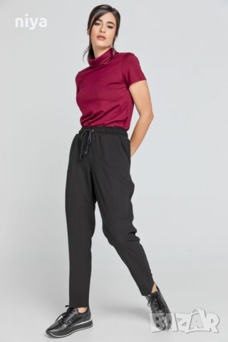 Панталон в черен цвят от Conquista - Размери- EU 46 , снимка 2 - Панталони - 30775524