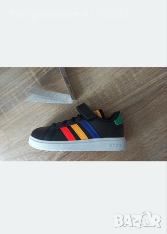 Детски кецове Adidas - Чисто нови, снимка 2 - Детски маратонки - 54233311