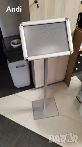 Рекламна иформационна табела на стойка формат А4