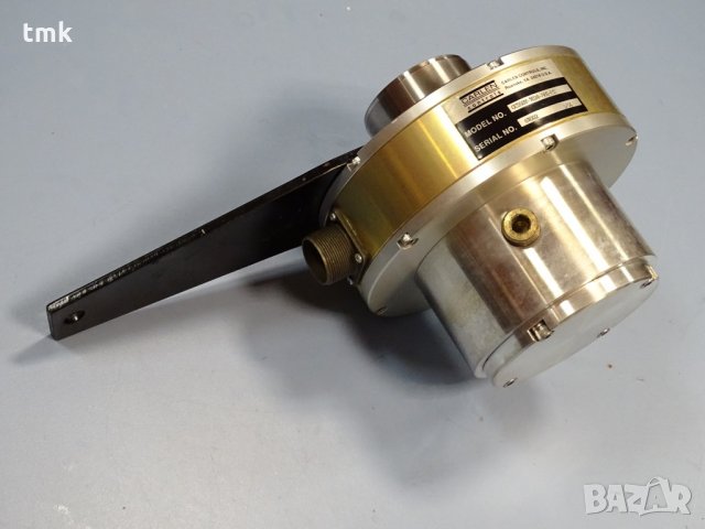 Фланцов Тахогенератор CARLEN Controls CC550, снимка 2 - Електродвигатели - 31346673