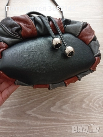 продавам дамска чанта естествена кожа , снимка 3 - Чанти - 51778783