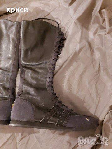 Ботуши , снимка 2 - Дамски ботуши - 30301291