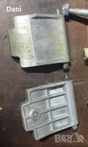 Регулируема пластина за валцова дробилка