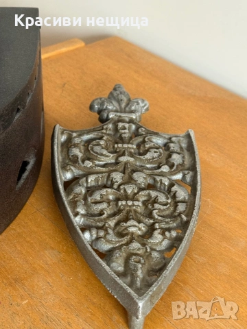 Стара ютия на жар с ажурна чугунена поставка, снимка 10 - Антикварни и старинни предмети - 53187403