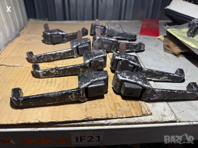 УАЗ 469 ЗАДНА ДРЪЖКА ВРАТА НОВ ОРИГИНАЛЕН, снимка 2 - Части - 51179511