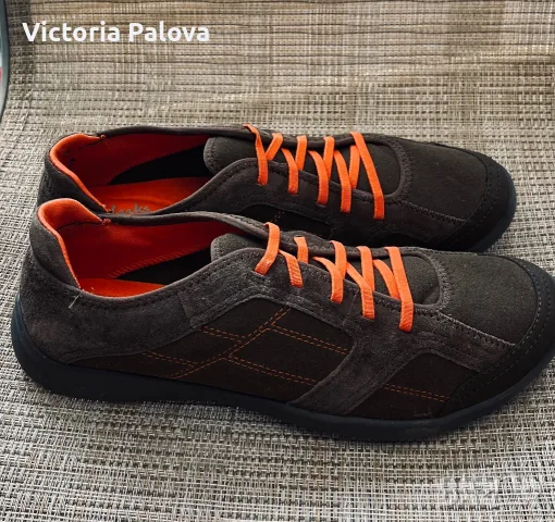Дамски маратонки Clarks Arbor Jade (естествен велур) - стелка 26.2 см, снимка 17 - Маратонки - 42657008