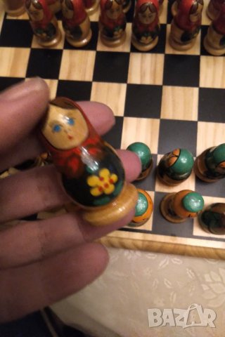 Рядък дървен шах матрьошки РЪЧНА ИЗРАБОТКА, снимка 11 - Шах и табла - 31641822