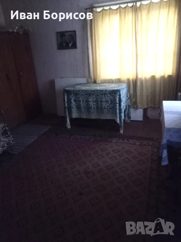 Къща с двор и стопански постройки – с. Замфирово, снимка 3 - Къщи - 53904835