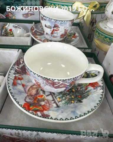 Порцеланов сет за кафе с  Коледни мотиви в красиви подаръчни кутии, снимка 5 - Чаши - 52821769