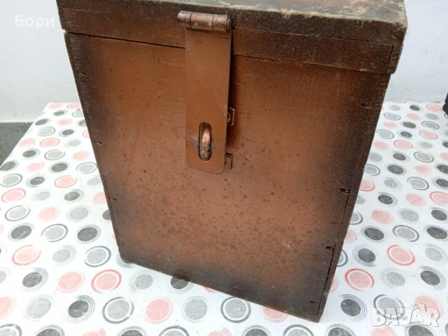 Стар дървен куфар/сандък, снимка 2 - Куфари с инструменти - 39490198