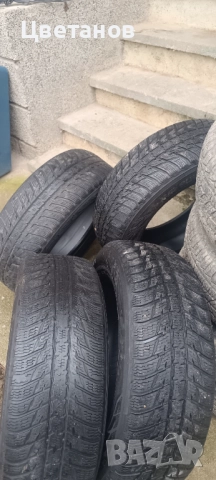 Гуми ,,Nokian" 235/65/17 зимни, снимка 3 - Гуми и джанти - 52864504