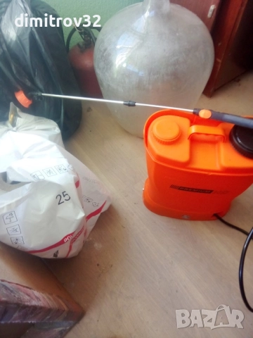 Акумулаторна пръскачка , снимка 2 - Градинска техника - 51812870