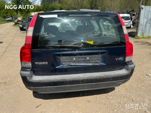 Volvo V70 2.4i 2002 г. - на части!, снимка 4 - Автомобили и джипове - 50035162