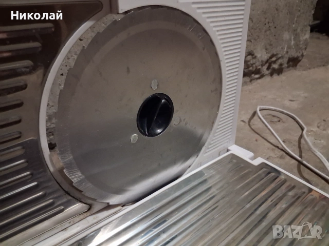 Кухненска резачка за колбаси , снимка 7 - Кухненски роботи - 53995495