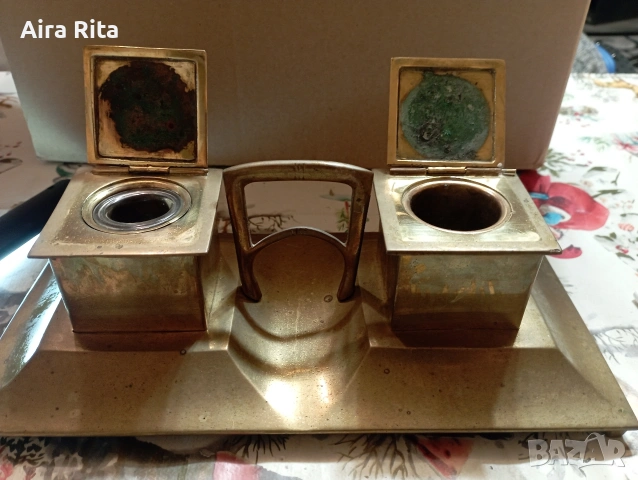 Стара бронзова мастилница., снимка 2 - Антикварни и старинни предмети - 53881634