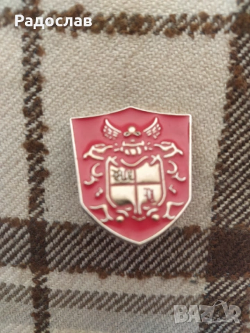 стара брошка / значка Герб