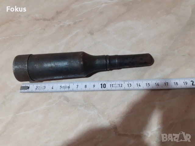 Стара военна метална гресьорка за мотор - такаламит, снимка 6 - Антикварни и старинни предмети - 53878700