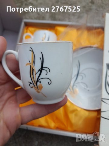 НОВ НЕМСКИ Порцеланов сервиз кафе чай 12 части, снимка 5 - Сервизи - 39265929