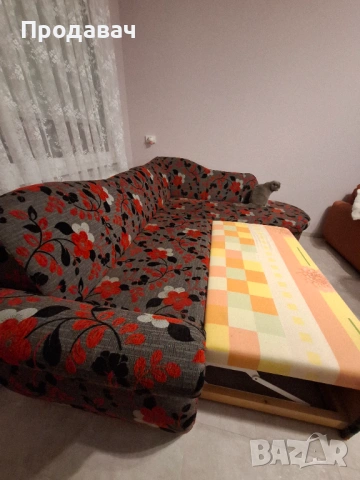 Отлично запазен диван с опция сън и ракла, снимка 4 - Дивани и мека мебел - 53071935