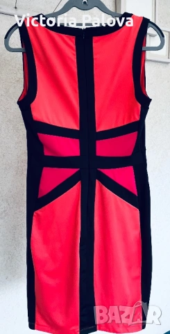 Спортно-елегантна коралова рокля с контрастни панели – NIKIBIKI, размер L, снимка 6 - Рокли - 53978743