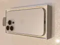 iPhone 15 Pro, бял, отличен, снимка 1