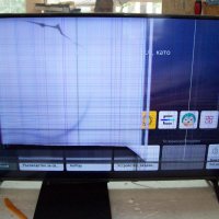 LED TV LG 43UP77003LB със счупена матрица за части, снимка 1 - Телевизори - 39596969